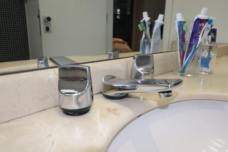 Apartamento à venda com 320m², 5 quartos e 4 vagasBanheiro Suíte 3