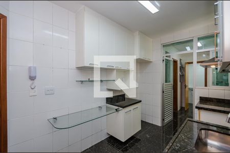 Apartamento à venda com 100m², 4 quartos e 3 vagas
