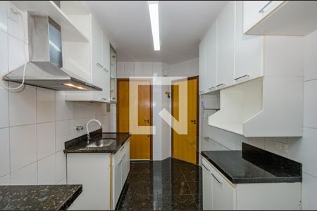 Apartamento à venda com 100m², 4 quartos e 3 vagas