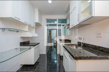 Apartamento à venda com 100m², 4 quartos e 3 vagas