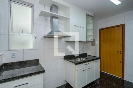 Apartamento à venda com 100m², 4 quartos e 3 vagas