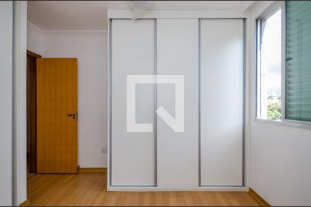 Apartamento à venda com 100m², 4 quartos e 3 vagas