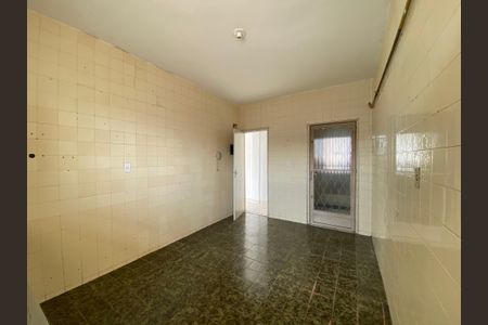 Apartamento à venda com 102m², 2 quartos e 1 vaga Apartamento à venda com 102m², 2 quartos e 1 vagaCozinha