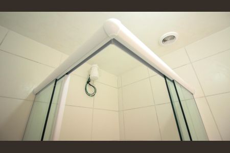 Apartamento à venda com 33m², 1 quarto e sem vagaBanheiro