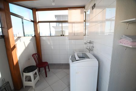 Apartamento à venda com 140m², 3 quartos e 1 vagaÁrea de Serviço