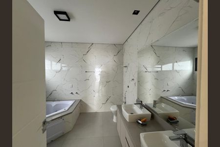 Casa de condomínio à venda com 300m², 5 quartos e 4 vagas Casa de condomínio à venda com 300m², 5 quartos e 4 vagasFoto 16