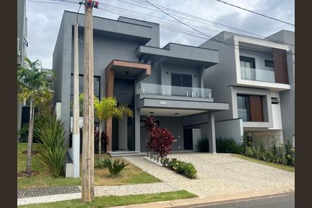 Casa de condomínio à venda com 300m², 5 quartos e 4 vagas Casa de condomínio à venda com 300m², 5 quartos e 4 vagasFoto 02