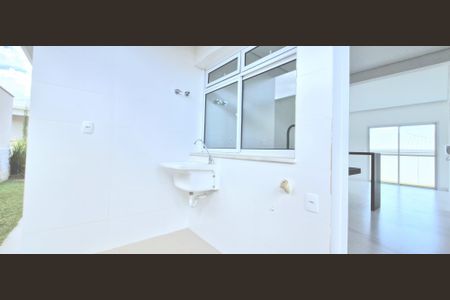 Casa de condomínio à venda com 143m², 3 quartos e 2 vagas Casa de condomínio à venda com 143m², 3 quartos e 2 vagasÁrea de Serviço