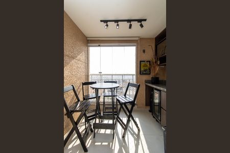 Apartamento à venda com 63m², 2 quartos e 1 vaga Apartamento à venda com 63m², 2 quartos e 1 vagaVaranda da Sala