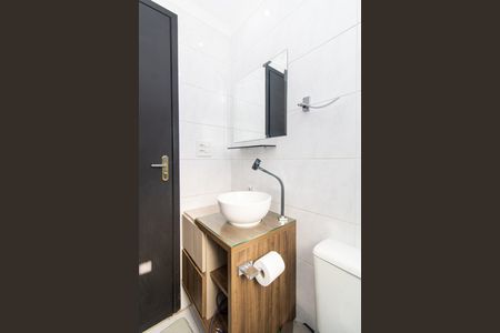 Apartamento à venda com 63m², 2 quartos e 1 vaga Apartamento à venda com 63m², 2 quartos e 1 vagaBanheiro Social