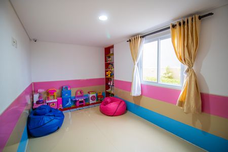 Apartamento à venda com 63m², 2 quartos e 1 vaga Apartamento à venda com 63m², 2 quartos e 1 vagaÁrea comum - Brinquedoteca