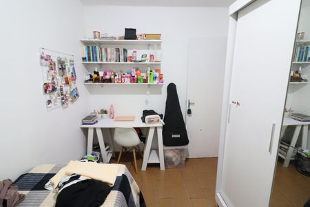 Apartamento à venda com 60m², 3 quartos e 1 vagaQuarto 2