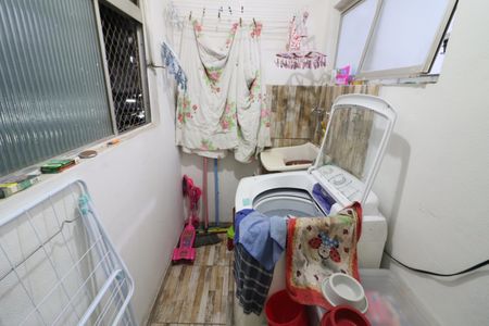 Apartamento à venda com 60m², 3 quartos e 1 vagaÁrea de Serviço