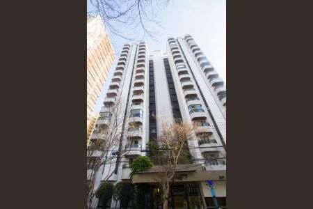 Apartamento para alugar com 125m², 3 quartos e 2 vagas Apartamento para alugar com 125m², 3 quartos e 2 vagasFachada