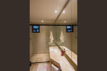 Apartamento para alugar com 125m², 3 quartos e 2 vagas Apartamento para alugar com 125m², 3 quartos e 2 vagasBanheiro da Suíte