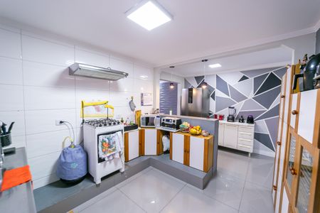 Casa à venda com 141m², 4 quartos e 2 vagasCozinha