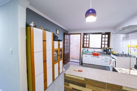 Casa à venda com 141m², 4 quartos e 2 vagasCozinha