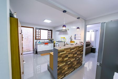 Casa à venda com 141m², 4 quartos e 2 vagasCozinha