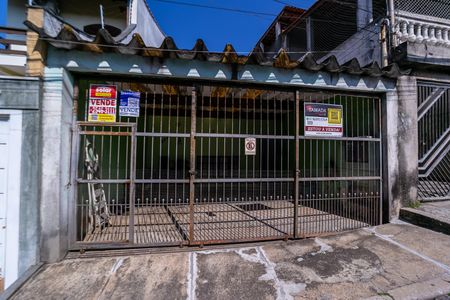 Casa à venda com 141m², 4 quartos e 2 vagasFachada