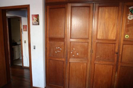 Casa à venda com 360m², 3 quartos e 5 vagasQuarto 2