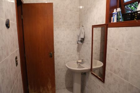 Casa à venda com 360m², 3 quartos e 5 vagasBanheiro 1