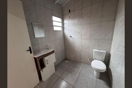 Casa para alugar com 80m², 2 quartos e 1 vaga Casa para alugar com 80m², 2 quartos e 1 vagaBanheiro