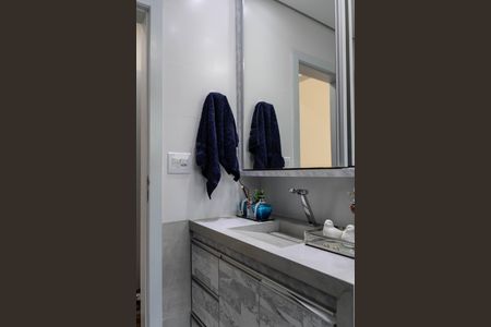 Apartamento à venda com 95m², 3 quartos e 1 vaga Apartamento à venda com 95m², 3 quartos e 1 vagaBanheiro da Suíte