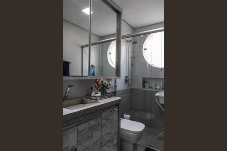 Apartamento à venda com 95m², 3 quartos e 1 vaga Apartamento à venda com 95m², 3 quartos e 1 vagaBanheiro da Suíte