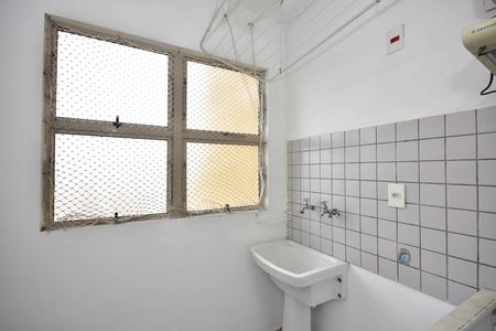 Apartamento à venda com 64m², 3 quartos e 1 vagaÁrea de Serviço