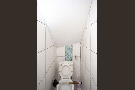 Casa à venda com 272m², 4 quartos e 3 vagasBanheiro de Serviço