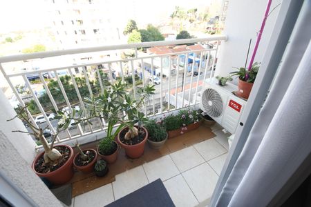 Apartamento à venda com 62m², 2 quartos e 1 vagaSacada