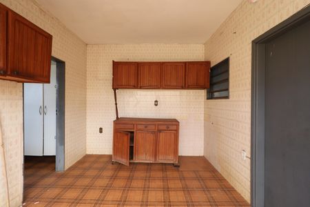 Casa para alugar com 241m², 6 quartos e 4 vagasÁrea de Serviço