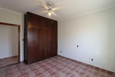 Casa para alugar com 241m², 6 quartos e 4 vagasQuarto 2