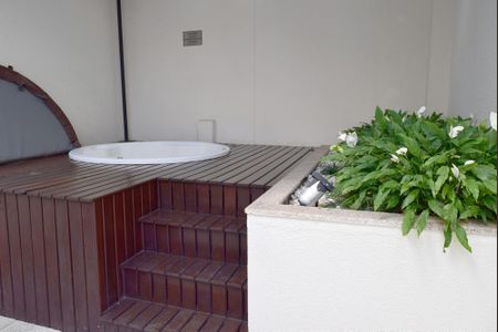 Studio à venda com 42m², 1 quarto e 1 vagaOfurô