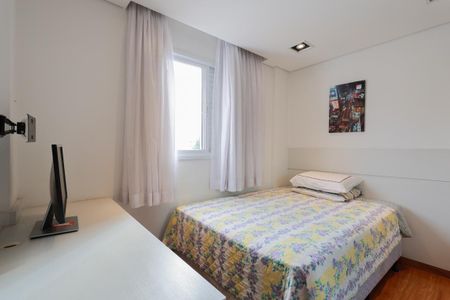 Apartamento à venda com 109m², 2 quartos e 2 vagasSuíte 2