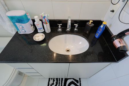 Apartamento à venda com 109m², 2 quartos e 2 vagasBanheiro da Suíte 1