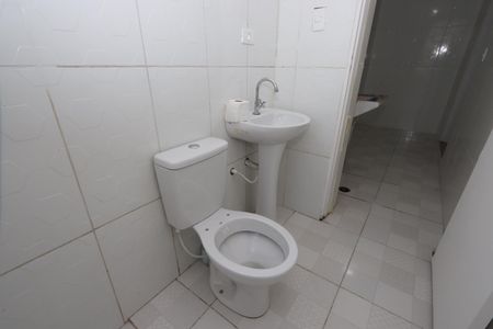 Banheiro Social de casa para alugar com 1 quarto, 92m² em Vila Lucia, São Paulo