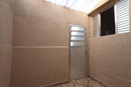 Casa para alugar com 92m², 1 quarto e 1 vagaQuintal