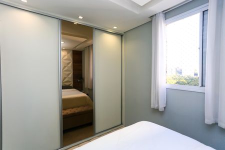 Apartamento à venda com 63m², 3 quartos e 2 vagas Apartamento à venda com 63m², 3 quartos e 2 vagasSuíte
