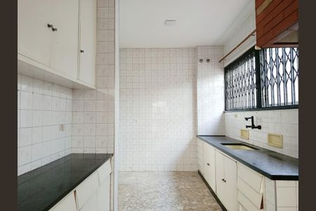 Casa à venda com 231m², 3 quartos e 4 vagasCozinha