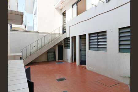 Casa à venda com 231m², 3 quartos e 4 vagasQuintal