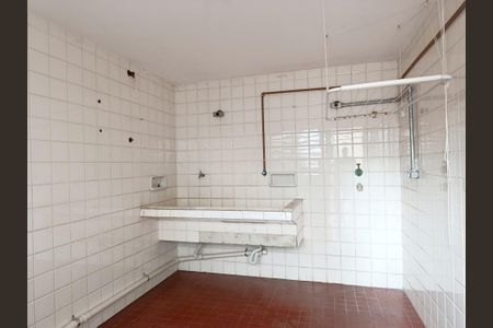 Casa à venda com 231m², 3 quartos e 4 vagasLavanderia