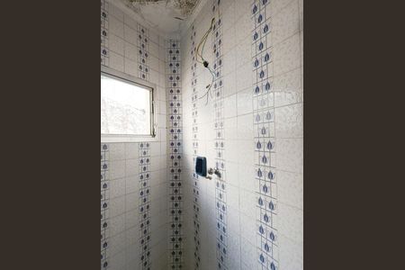 Casa à venda com 231m², 3 quartos e 4 vagasBanheiro da Suíte 2