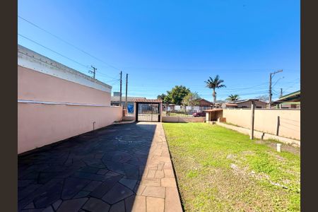 Casa à venda com 130m², 4 quartos e 2 vagas Casa à venda com 130m², 4 quartos e 2 vagasPátio