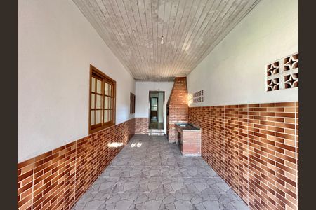 Casa à venda com 130m², 4 quartos e 2 vagas Casa à venda com 130m², 4 quartos e 2 vagasGaragem