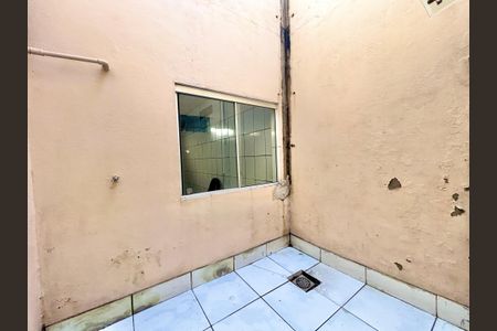 Casa à venda com 130m², 4 quartos e 2 vagas Casa à venda com 130m², 4 quartos e 2 vagasPátio