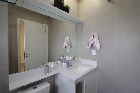 Apartamento à venda com 200m², 4 quartos e 3 vagasBanheiro da Cobertura