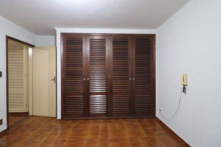 Casa para alugar com 262m², 5 quartos e 5 vagas Casa para alugar com 262m², 5 quartos e 5 vagasEscritório