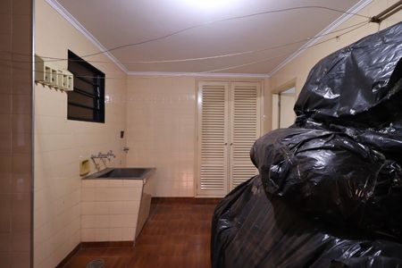 Casa para alugar com 262m², 5 quartos e 5 vagas Casa para alugar com 262m², 5 quartos e 5 vagasÁrea de Serviço