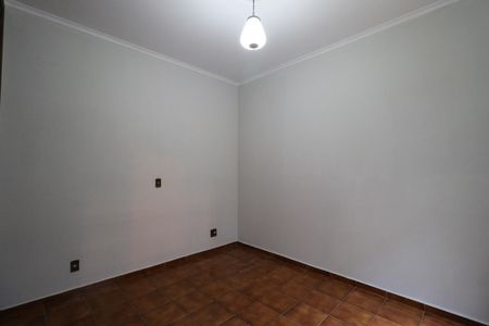 Casa para alugar com 262m², 5 quartos e 5 vagas Casa para alugar com 262m², 5 quartos e 5 vagasQuarto 2